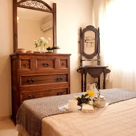 Playa De La Calzada Apartment *