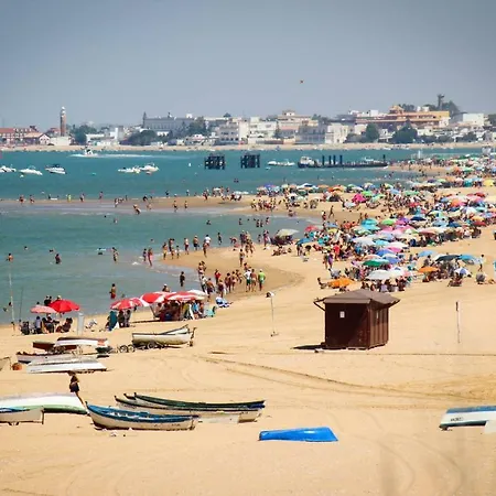 Playa De La Calzada Apartment *
